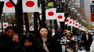 Read more about the article ‘Respect the rules… or risk an express ticket home’: Japan cracks down on misbehaving tourists – Firstpost