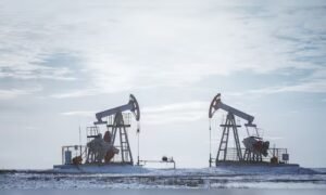 IEA says oil market risks rising amid Middle East tensions, discusses releasing emergency stocks