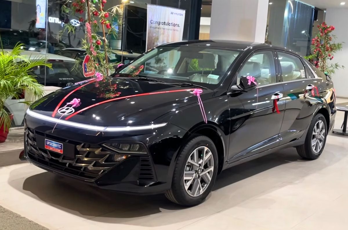 Up to Rs 95,000 benefits on Hyundai Verna in March - Introduction