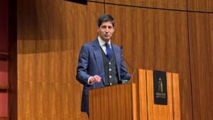 Read more about the article Trump officially nominates former Fed governor as next US central bank chair – Firstpost